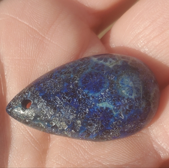 New Blue Fossil Teardrop Pendant. - Picture 9 of 16